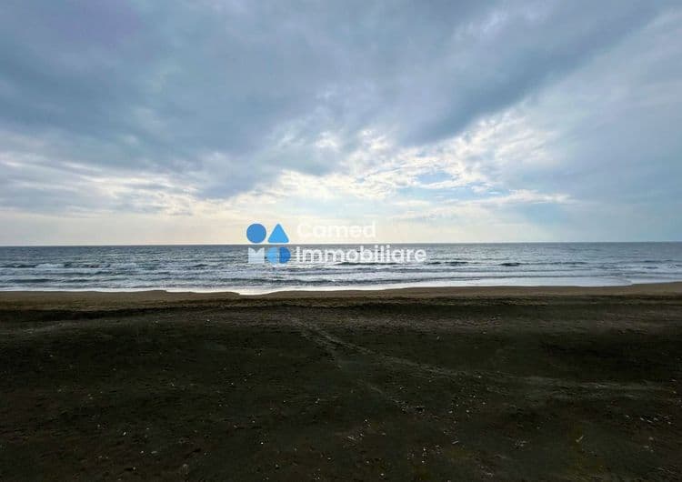 VILLA BIFIAMILARE RIO CLARO FONDI